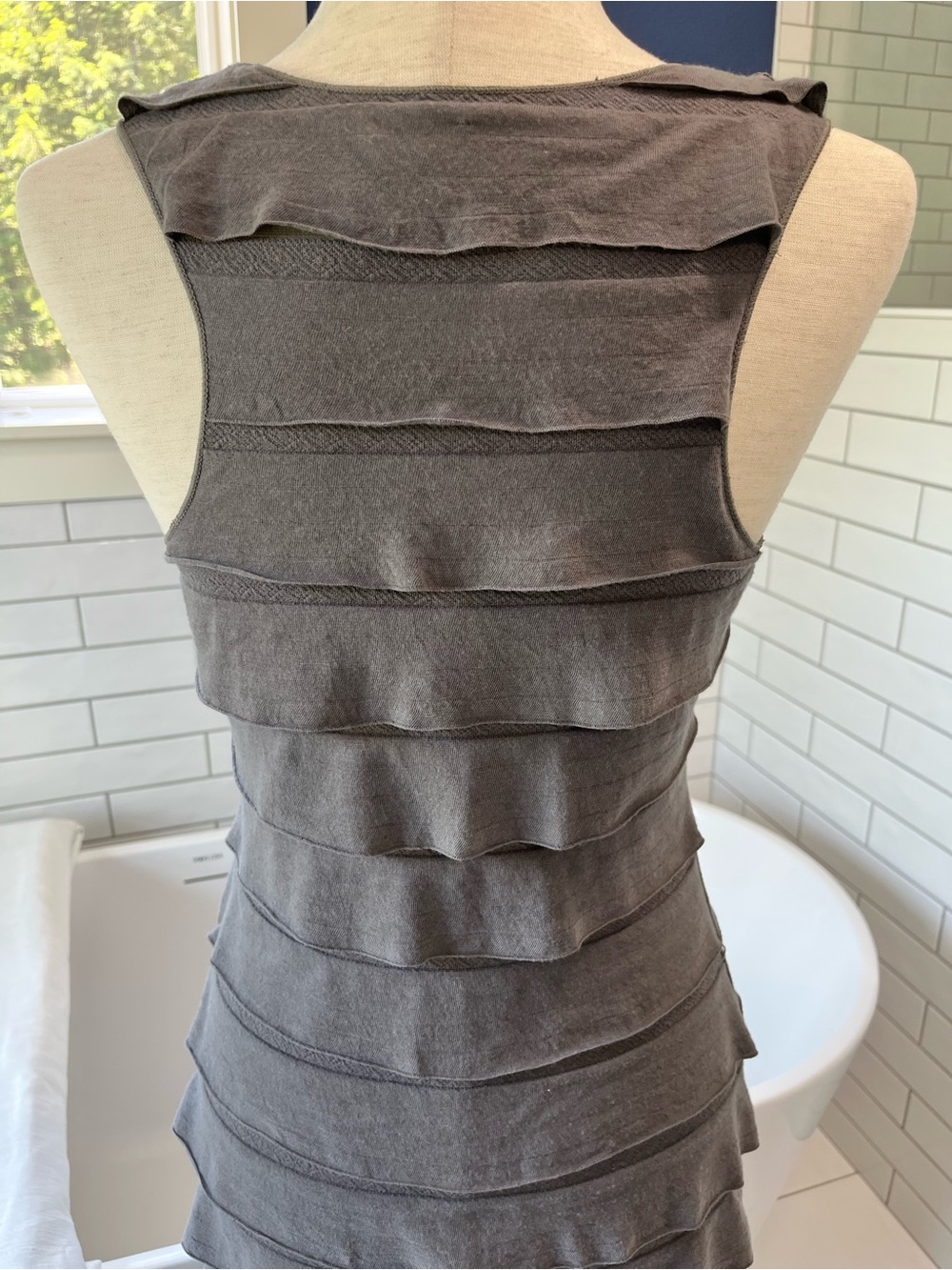 Max Studio Gray Tiered Scoop Neck Maxi Dress - Picture 4 of 13